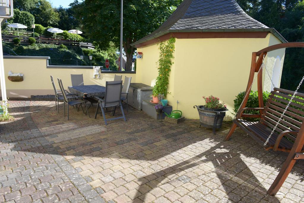Gaestehaus Petra Ürzig Екстериор снимка